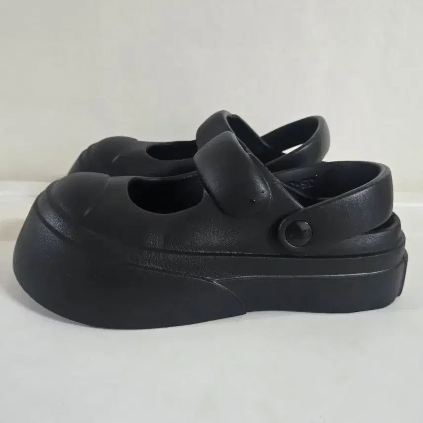 [BUNJANG] UOPO Mary Jane Platform Sandals Slippers Black Size 250 / UOPO 메리제인 통굽 샌들 슬리퍼 블랙 250 새상품