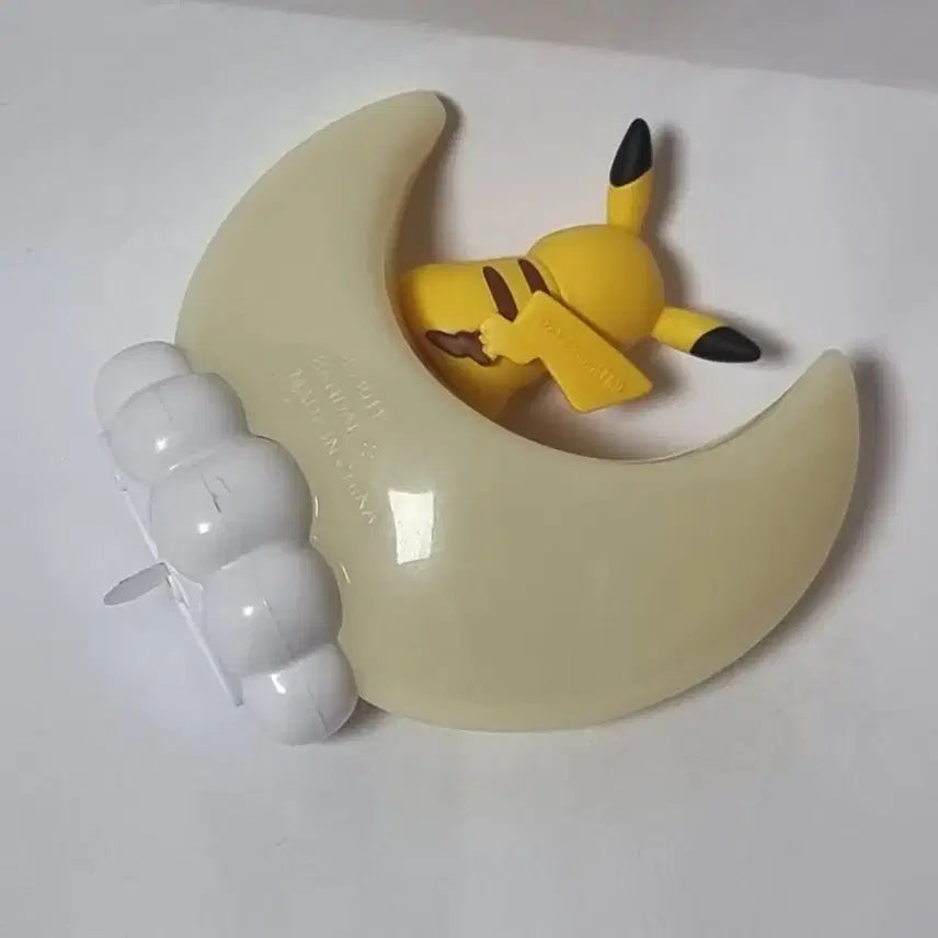 [SOLD OUT] 포켓몬스터 큰 달님 마스코트 가챠 피카츄