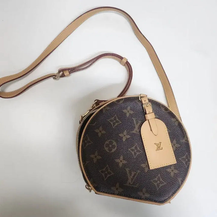 [BUNJANG] Louis Vuitton Boîte Chapeau Souple PM Bag / 루이비통 탬버린 백 부아뜨 샤포 수플 PM