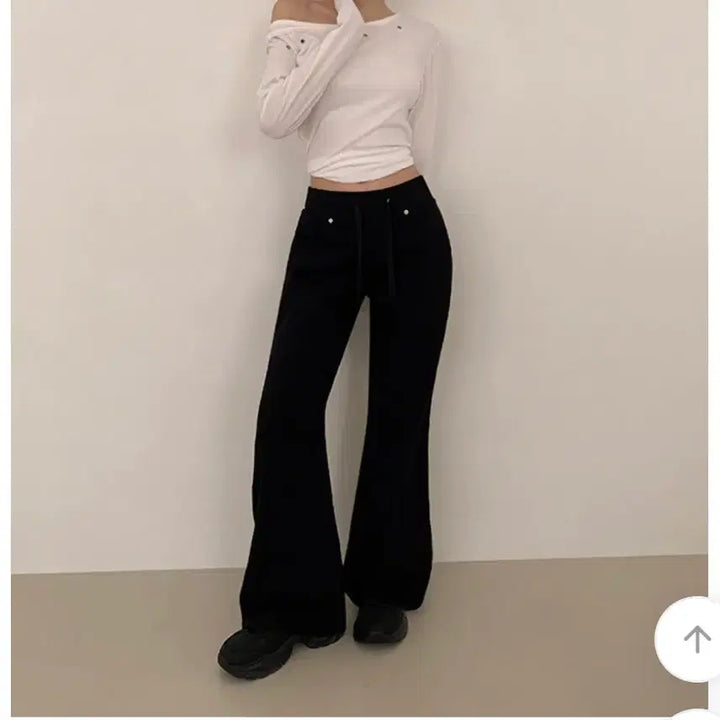 [BUNJANG] Aibely Bootcut Pants - Black, Comfortable Fit, Stretch Fabric / 애이블리 부츠컷 팬츠 허리 밴딩 블랙 핏보장 말라핏 스판