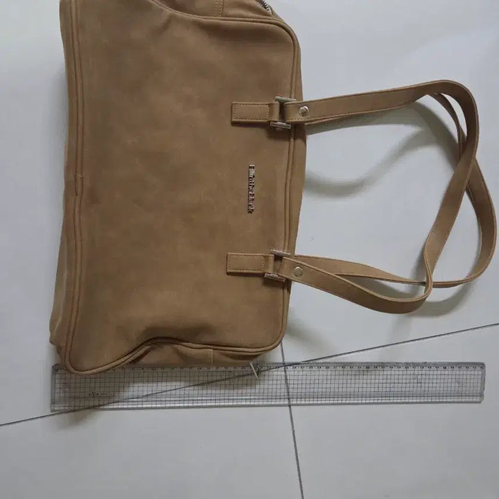 [BUNJANG] Filluminate Blank Brown Suede Shoulder Bag / 필인더블랭크 브라운 스웨이드 숄더백