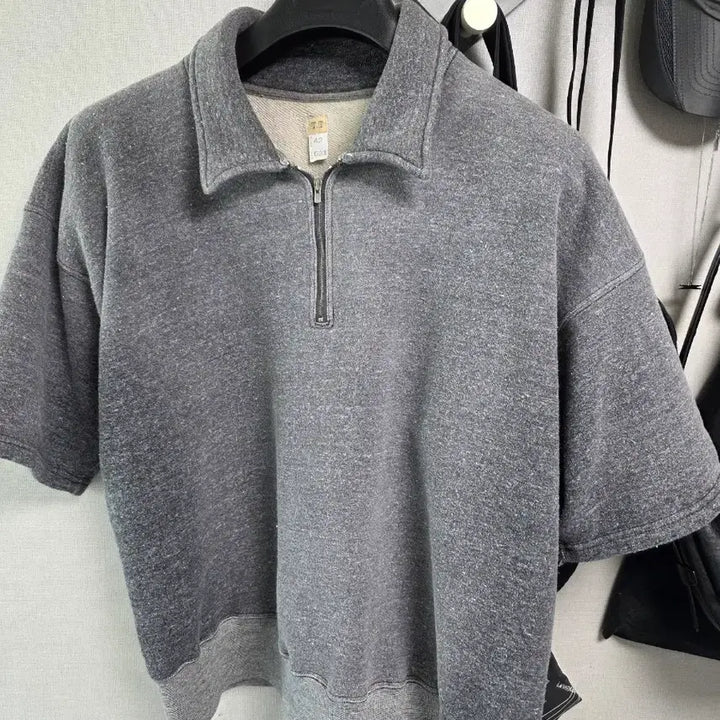 [BUNJANG] Takahashi Daiya Half Zip Sweatshirt / 타이가 타카하시 하프집 스웻