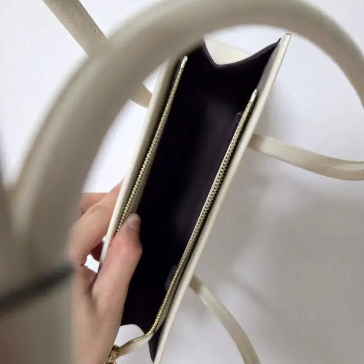 [BUNJANG] co.coc Ivory Shoulder Bag / co.coc 가방 아이보리 숄더백