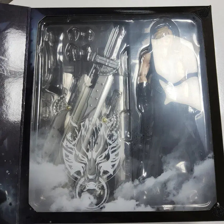 [BUNJANG] Play Arts Kai Final Fantasy VII Advent Children Cloud Strife / [플레이아츠 카이] 파이널 판타지 7 어드벤트 칠드런 클라우드 스트라이프