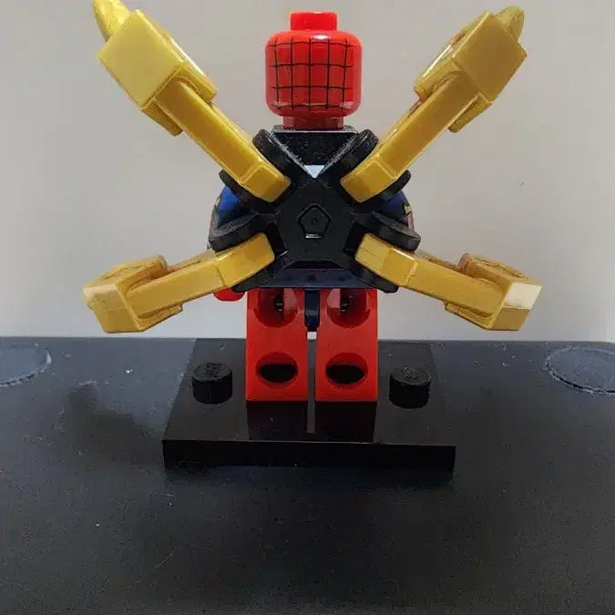 [BUNJANG] LEGO Iron Spider Minifigure (76108) / 레고 정품 아이언 스파이더 미니피겨 (76108)