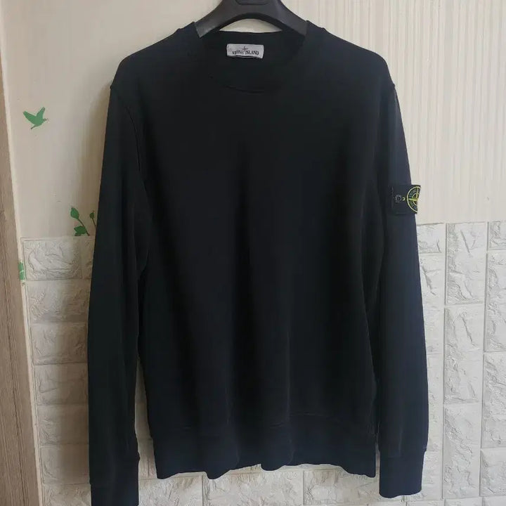 [SOLD OUT] 스톤아일랜드 블랙 맨투맨