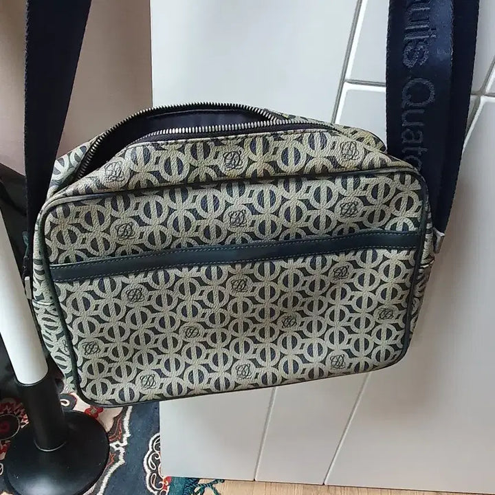 [BUNJANG] Louis Quatorze Pattern Shoulder Bag / 루이까또즈 패턴 숄더백