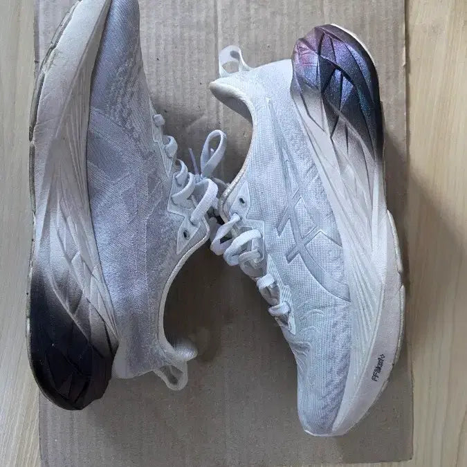 [BUNJANG] ASICS NovaBlast 4 Running Shoes / 아식스 노바블라스트4