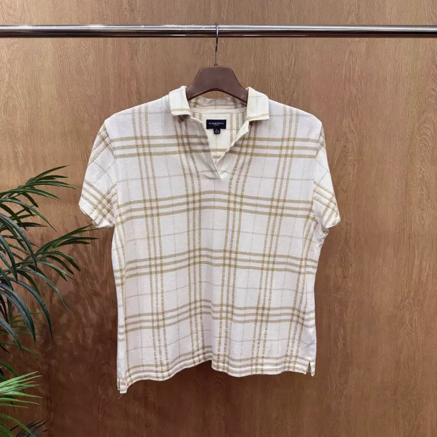 [BUNJANG] Burberry Golf Classic Check Pattern Open Collar PK Short Sleeve T-shirt Ivory / 버버리 골프 클래식 체크 패턴 오픈 카라 PK 반팔 티셔츠 아이보리