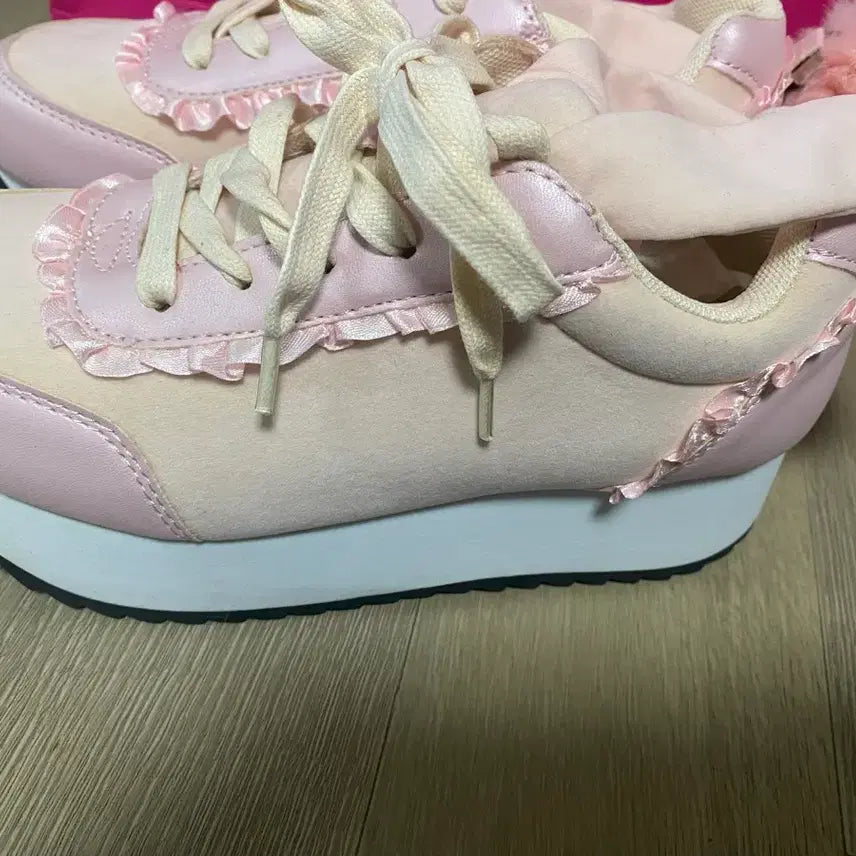 [BUNJANG] WEGO-WC Lolita Sneakers Pastel Pink / 일본 브랜드 WEGO-WC 로리타 스니커즈(새상품)