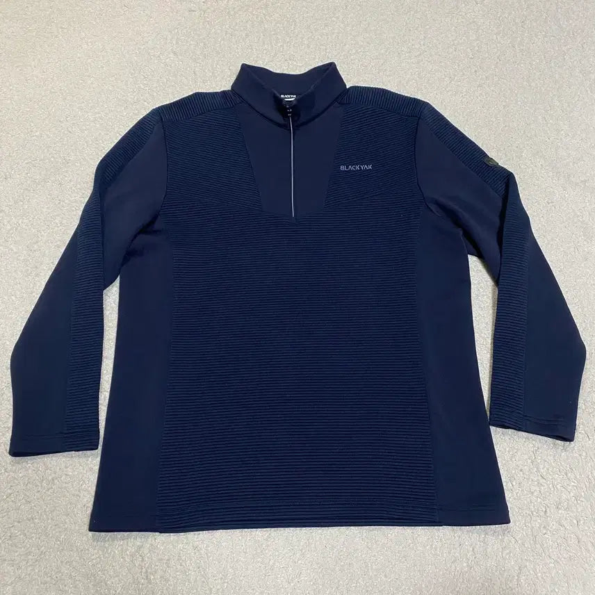 [BUNJANG] Black Yak Half-Zip Long-Sleeve T-Shirt Size 110 / 블랙야크 반집업 긴팔티 110