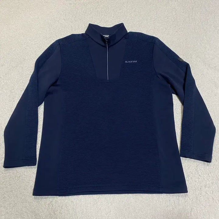 [BUNJANG] Black Yak Half-Zip Long-Sleeve T-Shirt Size 110 / 블랙야크 반집업 긴팔티 110