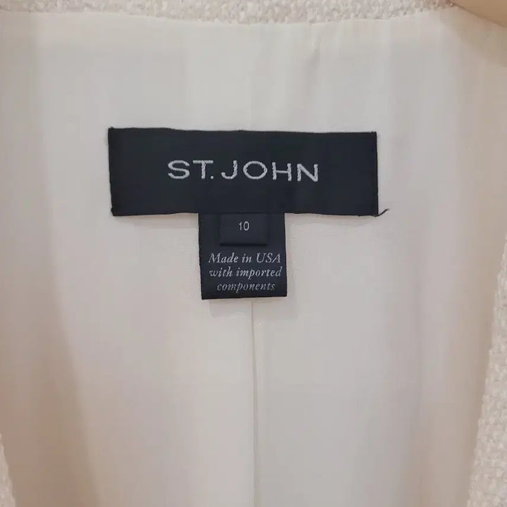 [BUNJANG] Saint John Ivory Tweed Jacket with Gold Buttons (Size 10 / 66-77) / 세인트존 센존 아이보리 트위드 금장버튼 자켓 10사이즈 66~77
