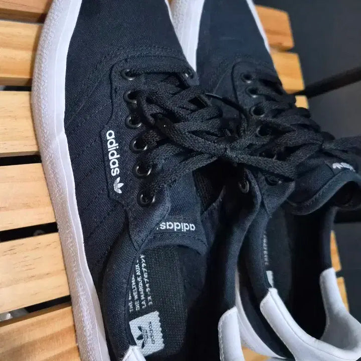 [BUNJANG] Adidas Black Sneakers 270mm / 아디다스 블랙 스니커즈 270mm