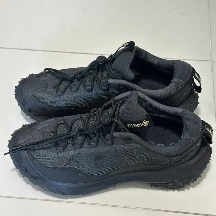 [BUNJANG] Nike ACG Mountain Fly 2 Low GORE-TEX Black / 나이키 ACG 마운틴 플라이 2 로우 고어텍스 블랙 (260)