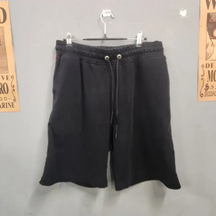 [BUNJANG] Burberry England Black Training Shorts / 버버리 잉글랜드 검정색 트레이닝 반바지