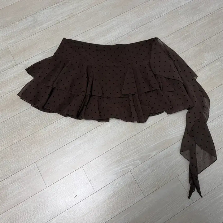 [BUNJANG] Zara Ruffle Skirt Pants Brown Dot M / (M)자라 러플 스커트 팬츠 브라운 도트 땡땡이 치마 갸루