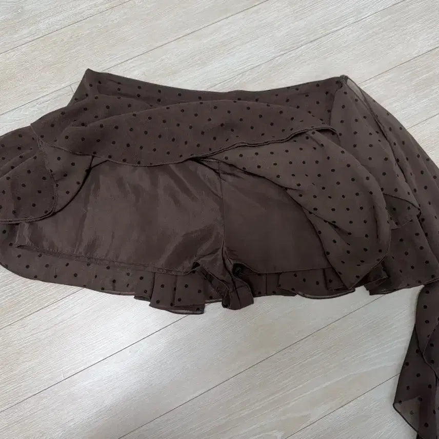 [BUNJANG] Zara Ruffle Skirt Pants Brown Dot M / (M)자라 러플 스커트 팬츠 브라운 도트 땡땡이 치마 갸루