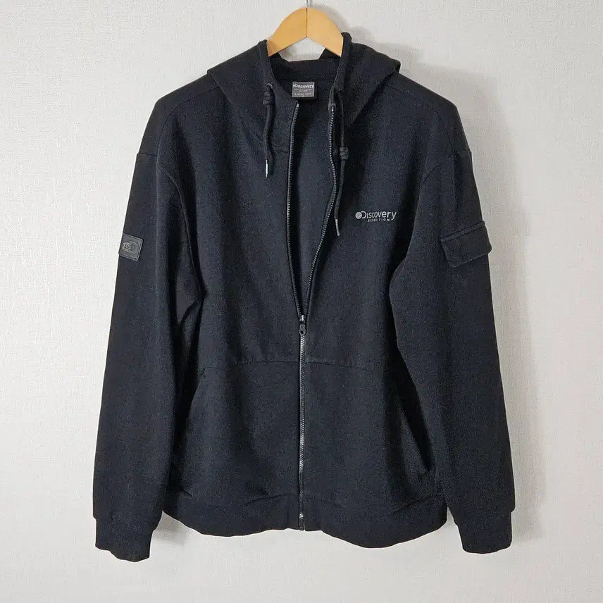 [BUNJANG] Discovery Expedition New Cargo Pocket Hooded Zip-Up Jacket Tech Pack Training / 디스커버리 신형 카고포켓 후드집업 자켓 테크팩 트레이닝 남성 110