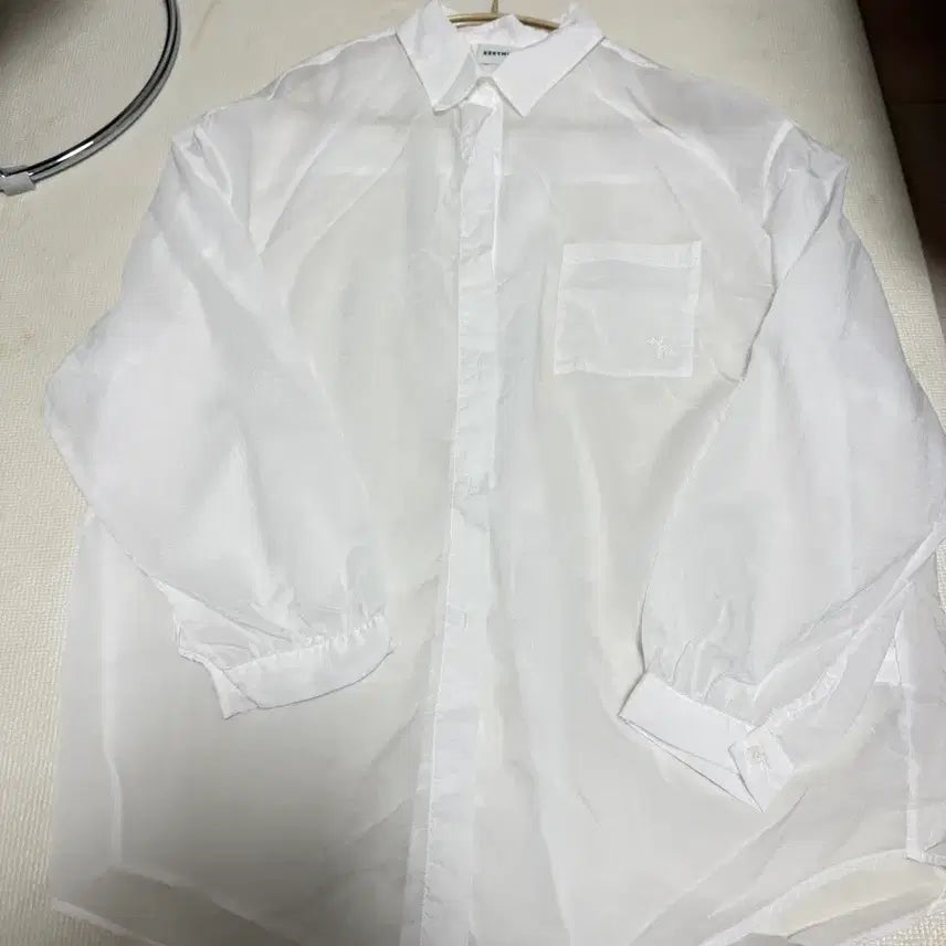 [BUNJANG] Xexymix See-through Loose Fit Shirt Off-white L / 젝시믹스 시스루 루즈핏 셔츠 오프화이트 새상품 L