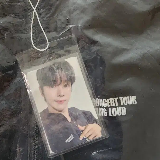 [BUNJANG] RIIZE Sungchan Rising Trek Jacket Set Photocard / 미개봉 라이즈 라이징 트렉 자켓 세트 성찬 포카 원가이하