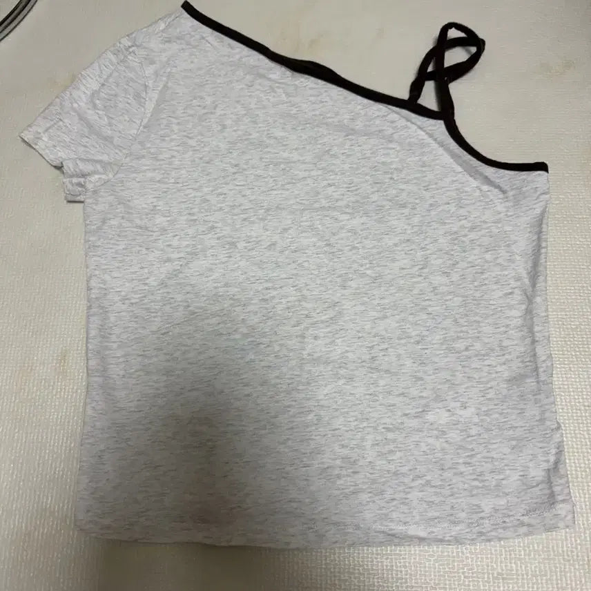 [BUNJANG] Atelier Nine One-Shoulder String T-Shirt / 아뜰리에 나인 원숄더 스트링 티셔츠