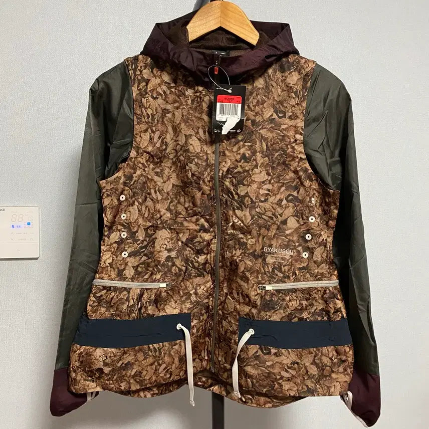[BUNJANG] Nike Undercover Gyakusou 12FW Leaf Camo Running Jacket L / [L] 12FW 나이키 언더커버 갸쿠소우 러닝 자켓 리프 카모