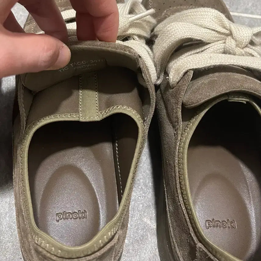 [BUNJANG] Pinocchio TIC TACC Brown Shoes 255 / 피노키 신발 TIC TACC 브라운 255