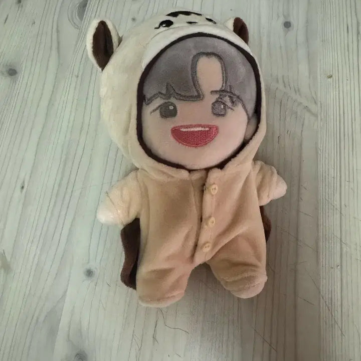[BUNJANG] AB6IX Woong &amp; Donghyun Doll / AB6IX 웅&amp;동현 인형 판매