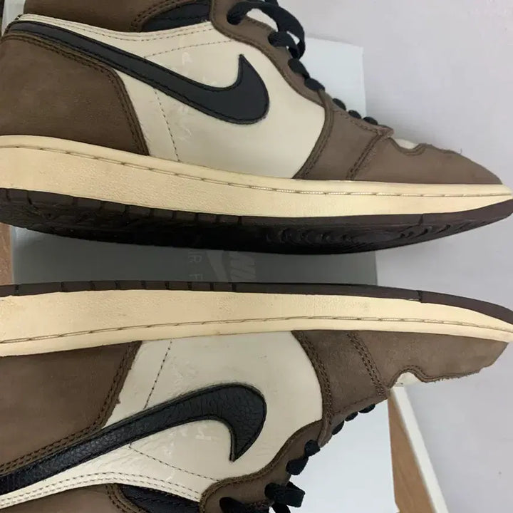 [BUNJANG] Nike Air Jordan 1 Travis Scott Mocha / 나이키 에어 조던1 스캇 모카 260