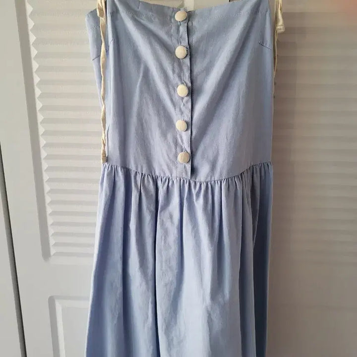 [BUNJANG] Sky Blue Halterneck Midi Dress / 하늘색의 끈걸이 원피스예요