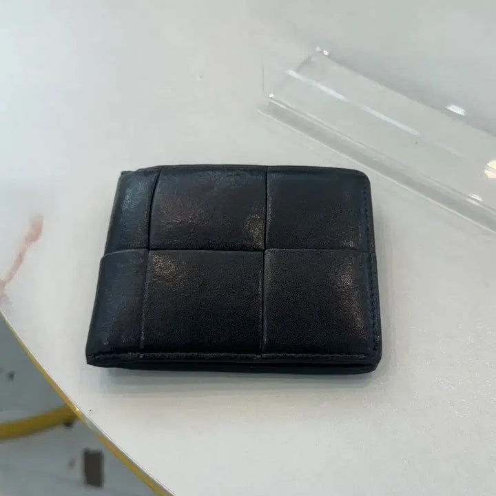 [BUNJANG] Bottega Veneta Intrecciato Bifold Wallet Black / [정품 , 백화점판] 보테가베네타 인트레치아토 반지갑 블랙