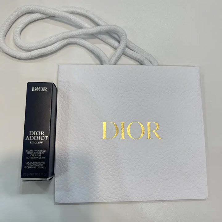 [SOLD OUT] 디올 립스틱 립글로우 033 코랄 핑크