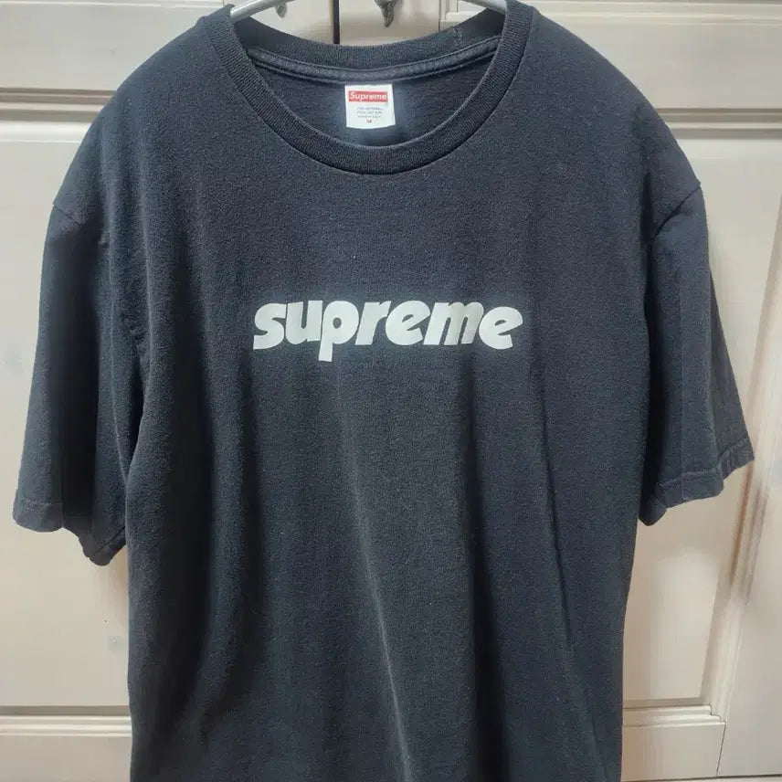 [BUNJANG] Supreme Black Logo Short Sleeve T-Shirt M / 슈프림 블랙 로고 반팔 티셔츠 M