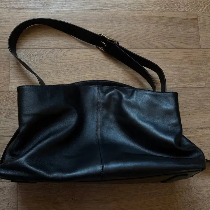 [BUNJANG] Atelier de Lumen Breeze Bag / 아뜰리에 드 루멘 브리즈백