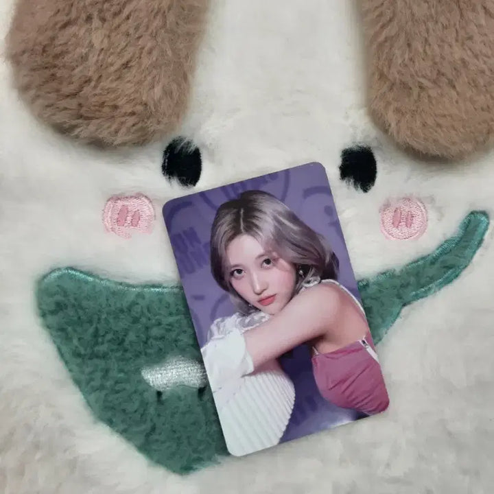 [BUNJANG] IVE Gaeul FROM THE QUEEN Concert Photocard / 아이브 가을 FROM THE QUEEN 콘서트 포카