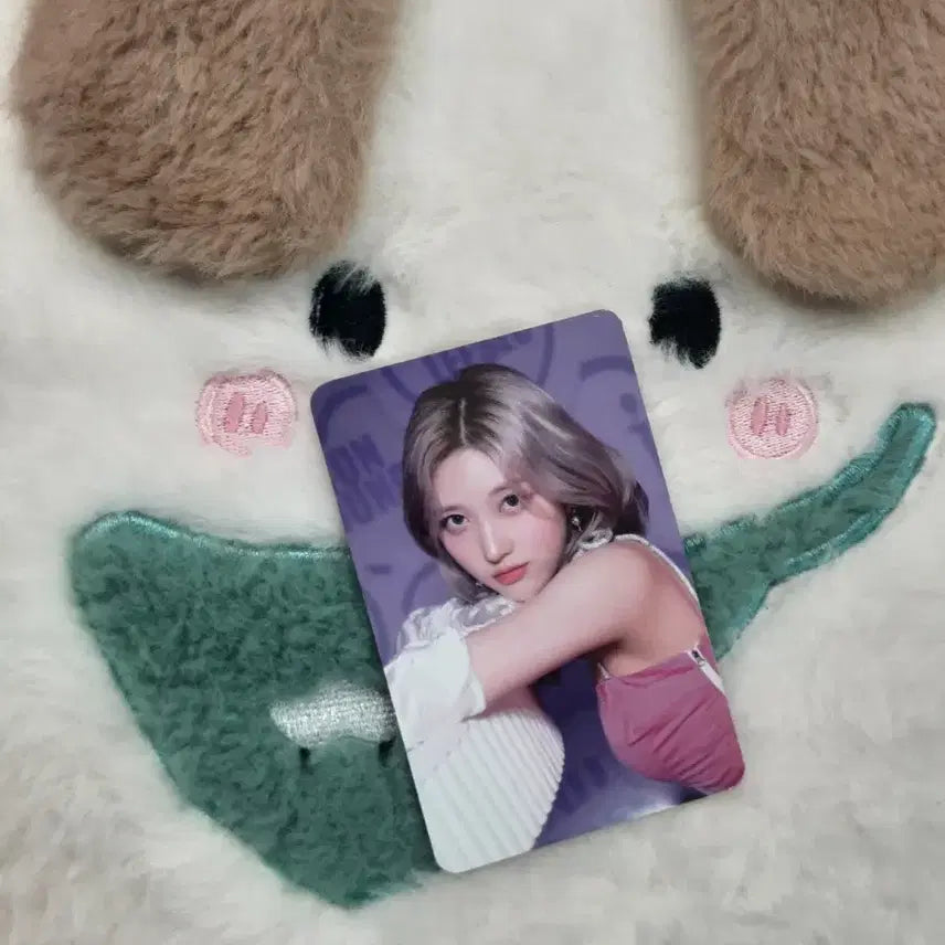 [BUNJANG] IVE Gaeul FROM THE QUEEN Concert Photocard / 아이브 가을 FROM THE QUEEN 콘서트 포카