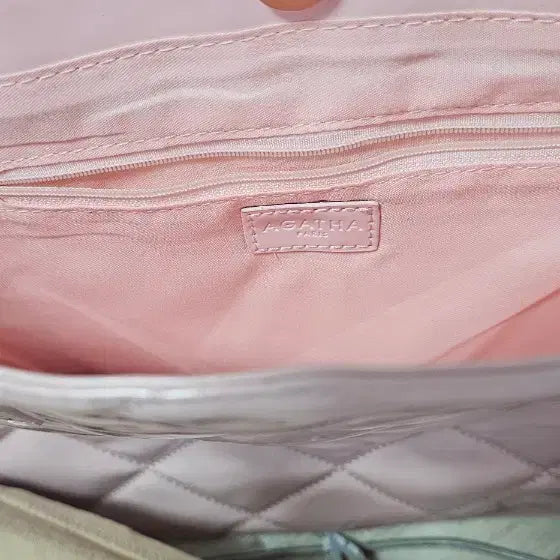 [BUNJANG] Agatha Pink Quilted Enamel Tote Bag / 아가타 핑크 퀼팅 에나멜 토트백(새제품)