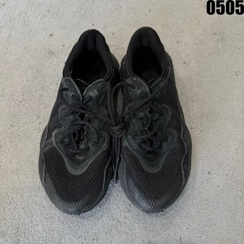 [BUNJANG] Adidas Ozweego All Black Sneakers 225 / 아디다스 오즈위고 올블랙 운동화 225