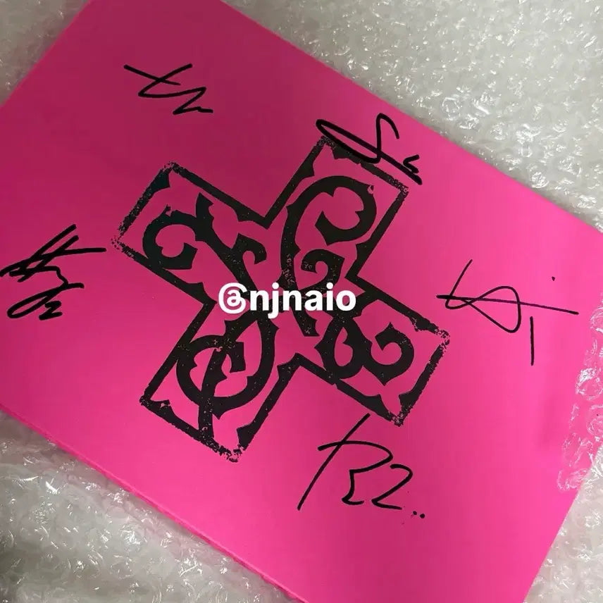 [BUNJANG] TXT (TOMORROW X TOGETHER) Autographed Album / 투바투 친필 싸인 앨범 양도