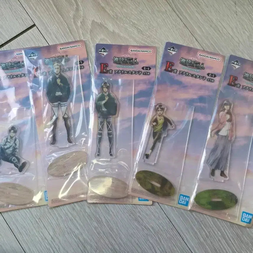 [BUNJANG] Attack on Titan Ichiban Kuji E Prize Acrylic Stand Full Set (Sealed) / 진격의거인 제일복권 E상 전종(미개봉)
