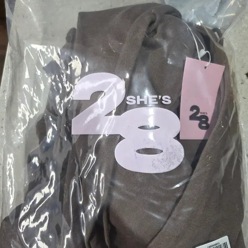 [BUNJANG] BLACKPINK Rosé 28th Birthday Chocolate Version Hoodie / 블랙핑크 포토카드 블핑 rosie 후드 로제 초콜렛 28 생일 tbl