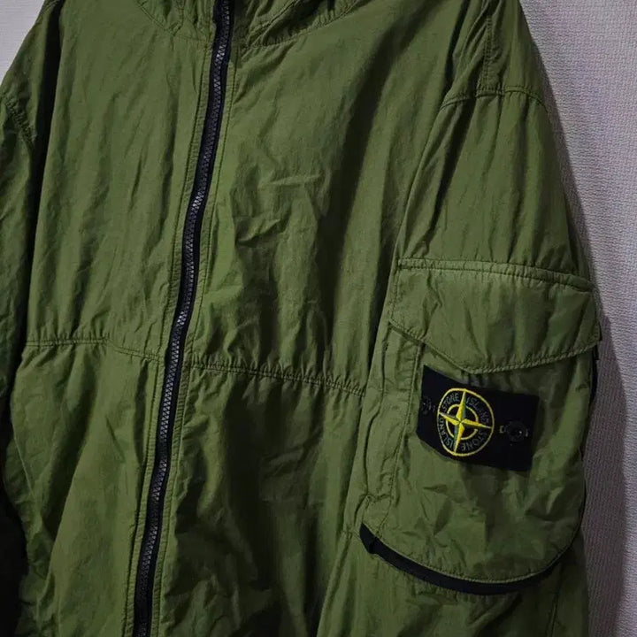[BUNJANG] Stone Island Naslan Light Watro Hooded Jacket XL / [정품/S+급] 스톤아일랜드 나슬란 라이트 와트로 후드 자켓 105~11