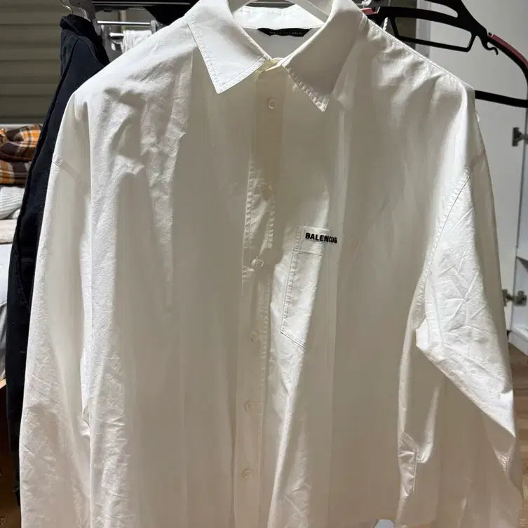 [BUNJANG] Balenciaga White Logo Shirt Size 36 / 발렌시아가 화이트 셔츠 36