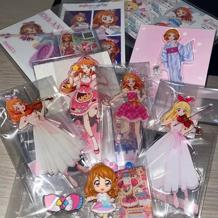 [BUNJANG] Aikatsu! Akari Izumo &amp; Hoshimiya Ichigo Acrylic Standee Bundle Set (First Edition) / [급처 일괄판매]아이카츠 아카리 위주 아이엠스타 하늘 특전 아크릴