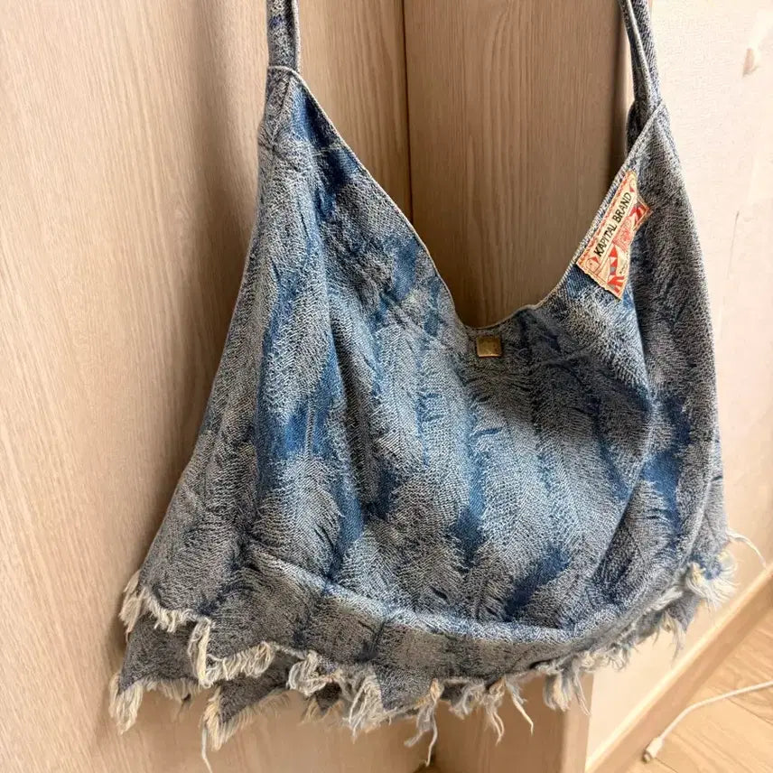 [BUNJANG] Capital Denim Shoulder Bag with Fringe Detail / 캐피탈 가방
