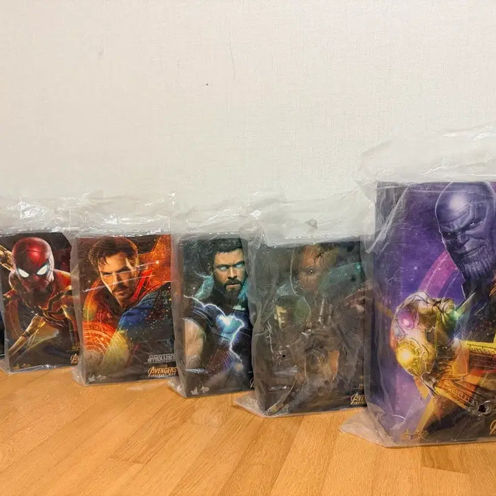 [BUNJANG] Hot Toys Infinity War Groot &amp; Rocket Bundle / 핫토이 인피니티워 그루트 로켓 합본