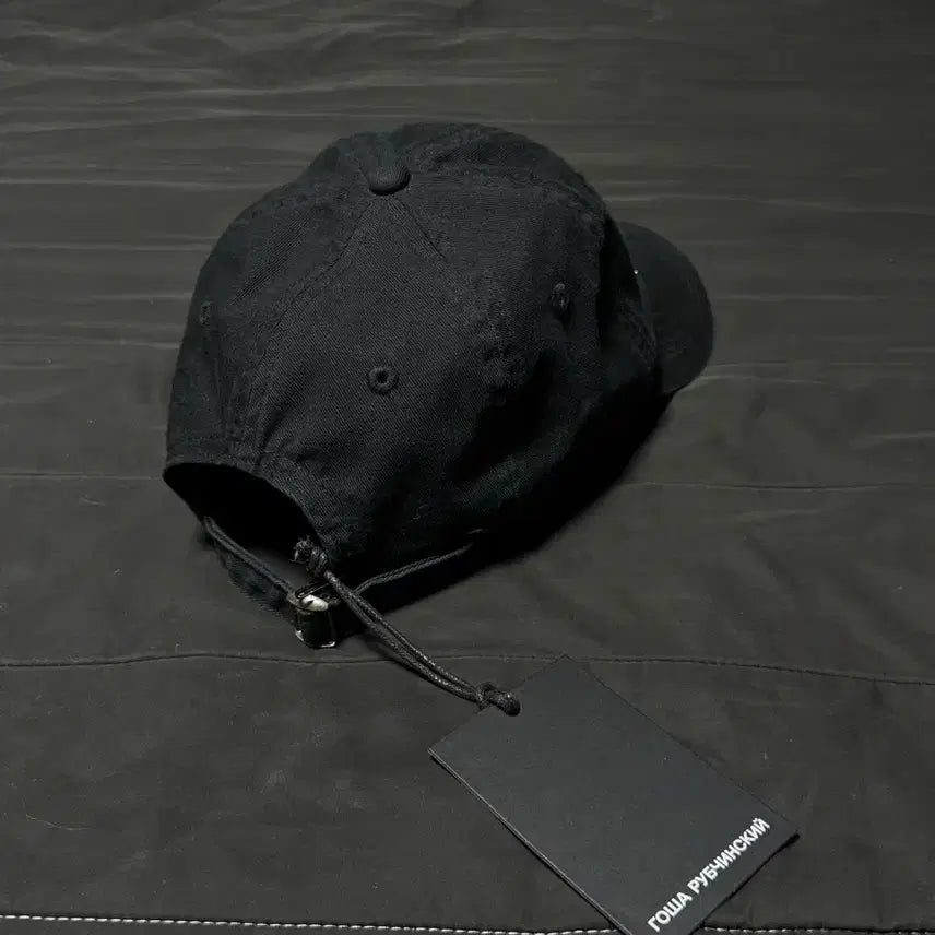 [BUNJANG] Gosha Rubchinskiy Classic Logo Ball Cap Black OS / 고샤루브친스키 클래식 로고 볼캡 블랙 (OS)