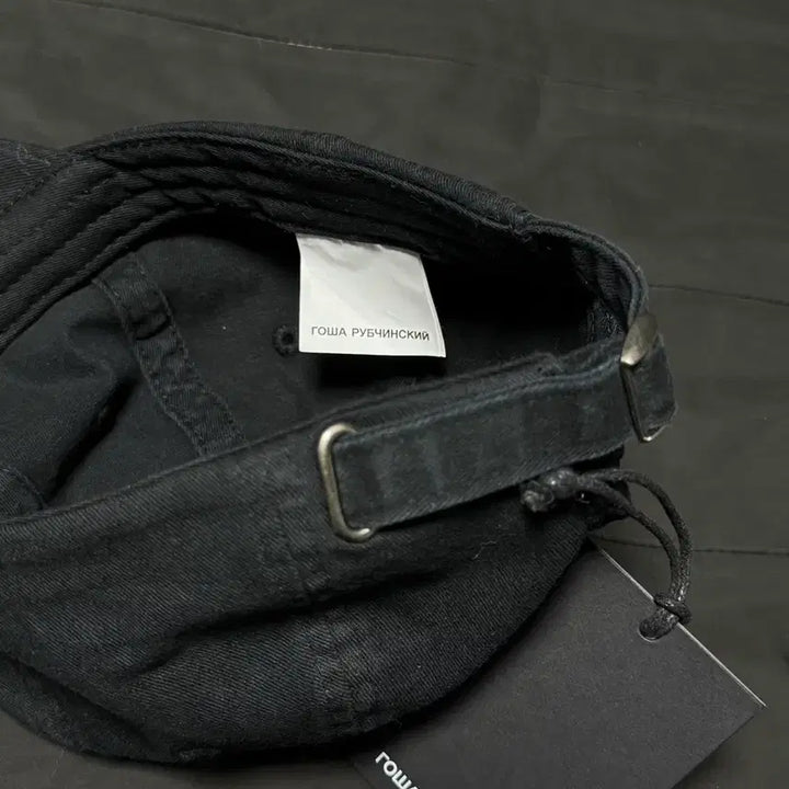 [BUNJANG] Gosha Rubchinskiy Classic Logo Ball Cap Black OS / 고샤루브친스키 클래식 로고 볼캡 블랙 (OS)