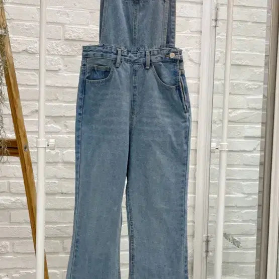 [BUNJANG] Black Denim Bell-Bottom Overalls Pants M Size / 부츠컷 데님 흑청 멜빵 팬츠